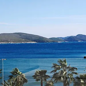 Margarit Boutique Sarandë
